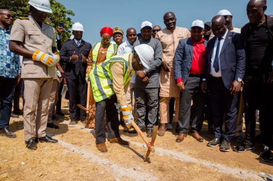 Le Ministère de l’Hydraulique de l’Assainissement et de la Salubrité lance le projet Eau pour Tous à Djibrosso